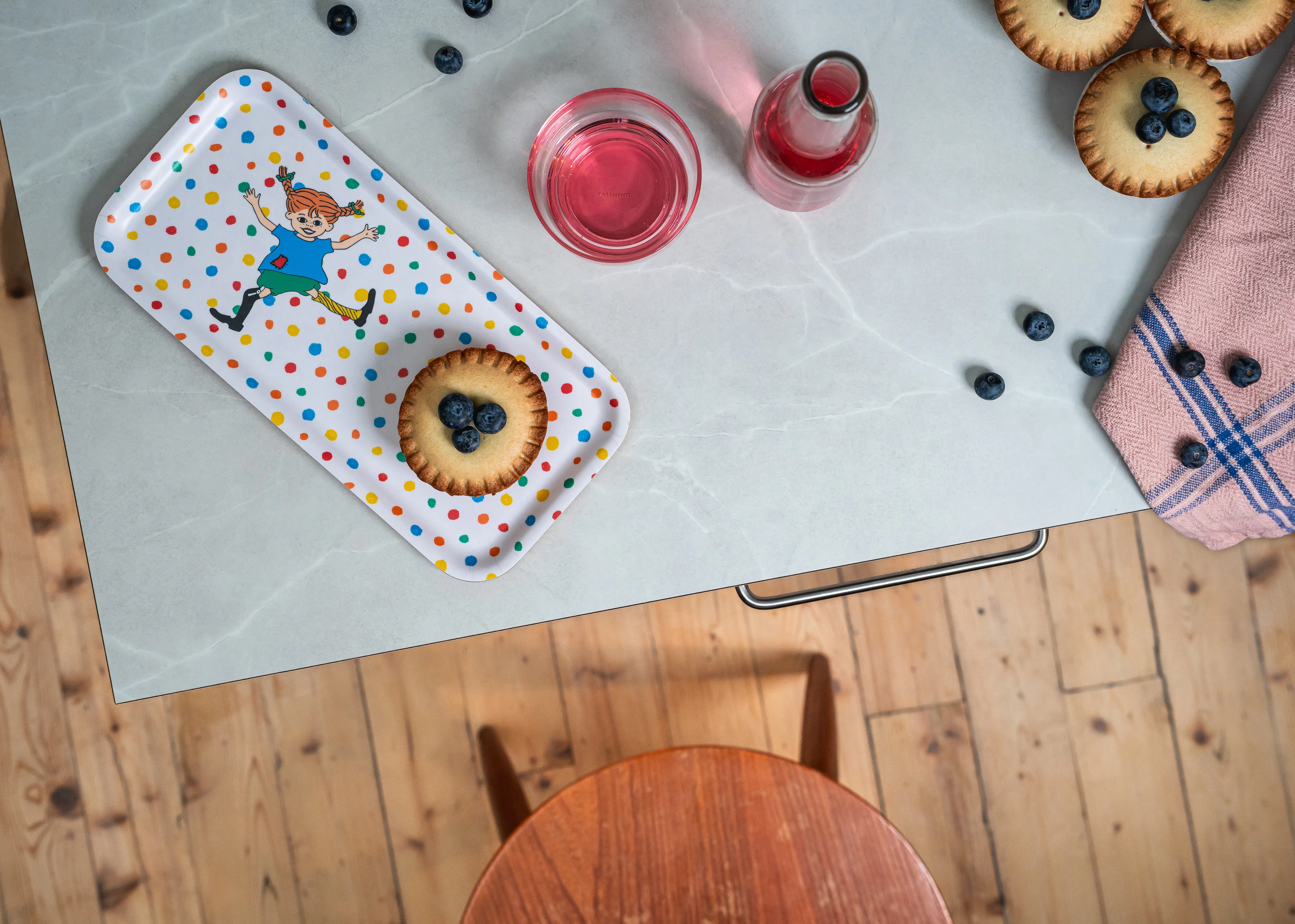 Muurla | ムールラ からのピッピ トレー 13x27 cm - NordicNest.jp