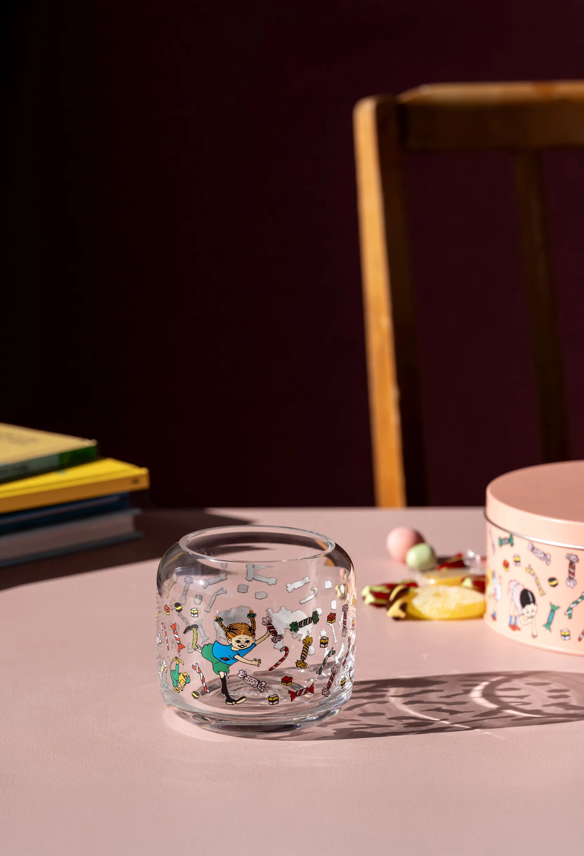 長くつ下のピッピ ティーライトホルダー Ø9x8 cm, Candy Muurla | ムールラ