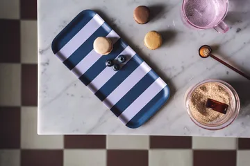 Checks & Stripes トレイ 13x27 cm - Lilac-blue - Muurla | ムールラ