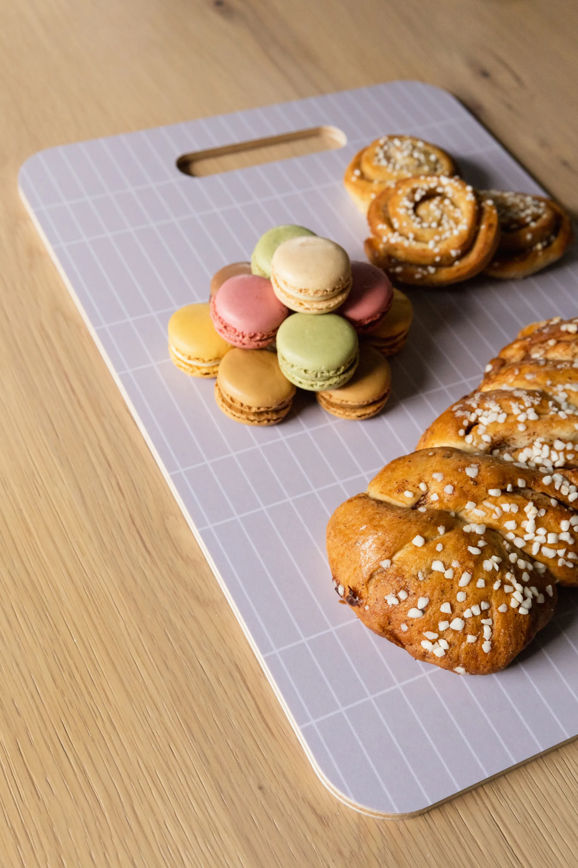 Checks & Stripes カッティングボード 30x44 cm, Beige Muurla | ムールラ