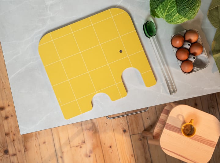 Elephant Chop & Serve カッティングボード L, Yellow Muurla | ムールラ
