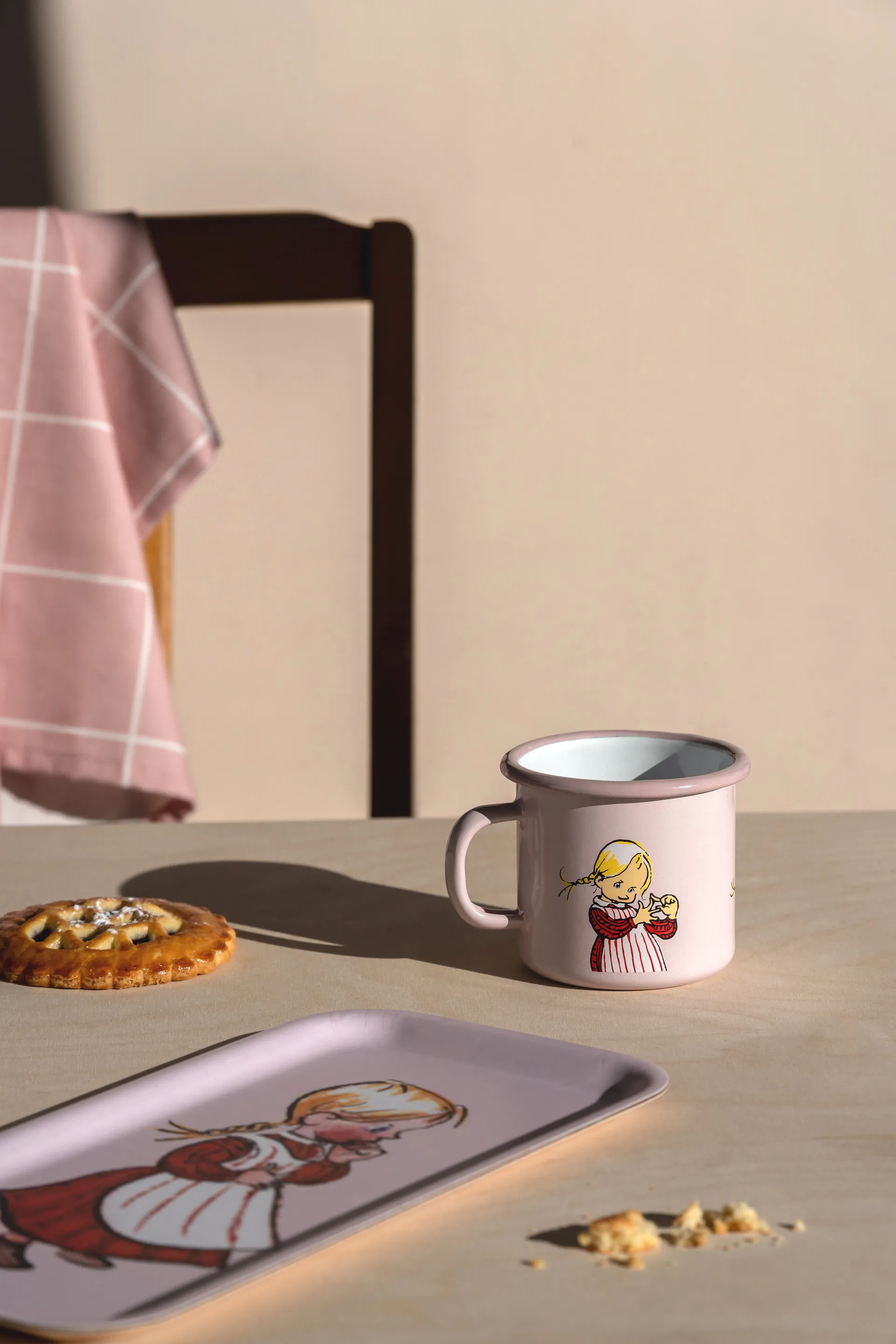 Emil in Lönneberga エナメルマグ 2.5 dl, Ida Muurla | ムールラ