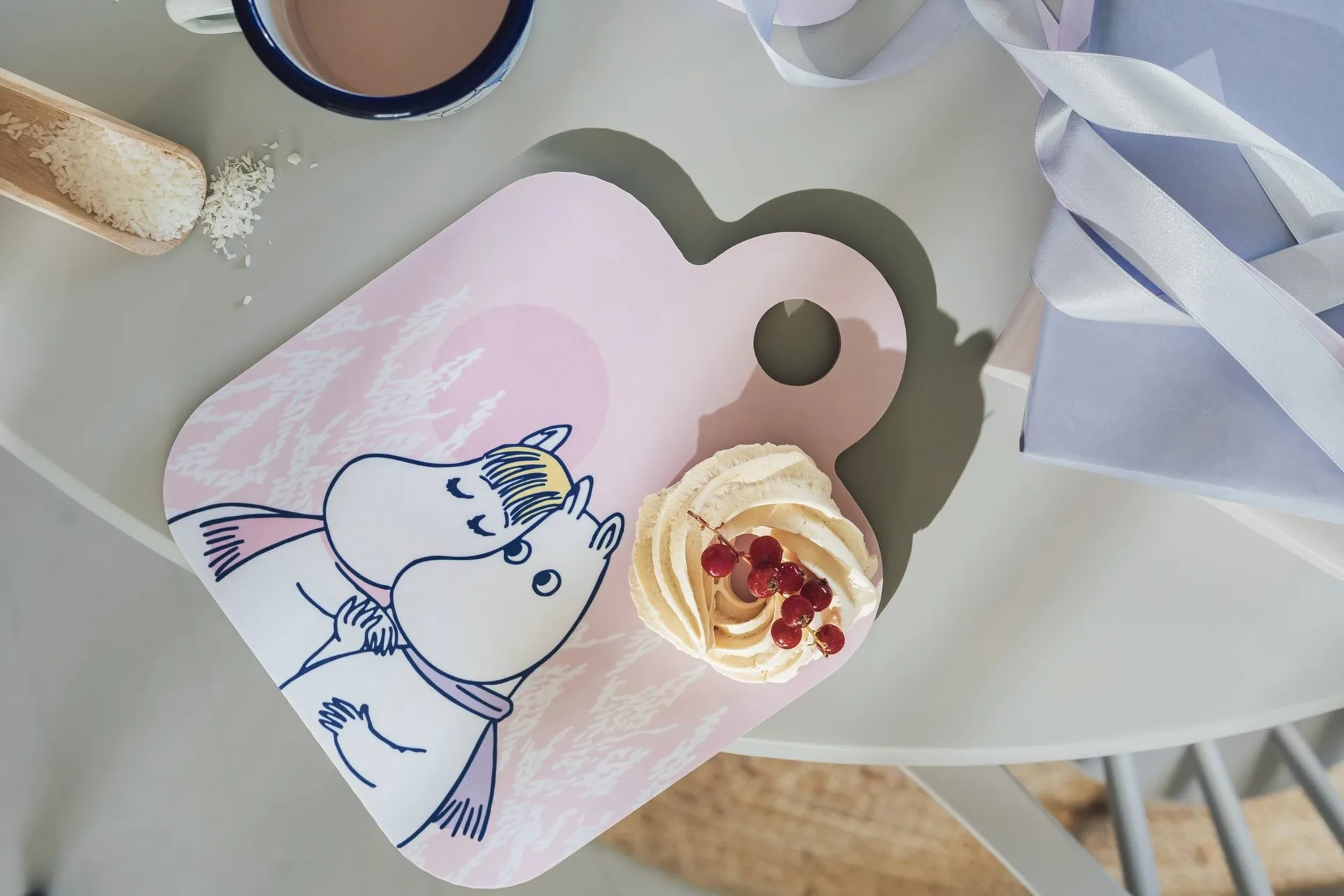 Frosty Day Mumin Chop & Serve トレイ, 20x25 cm Muurla | ムールラ