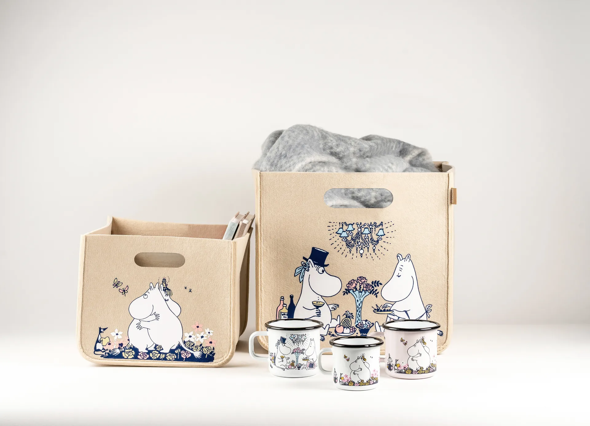 Mumin Hug 収納ボックス 26x26 cm, Beige Muurla | ムールラ