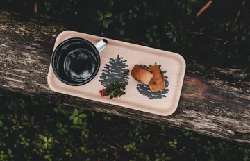 Nordic The Pine Cone トレイ 13x27 cm - Nature-black - Muurla | ムールラ