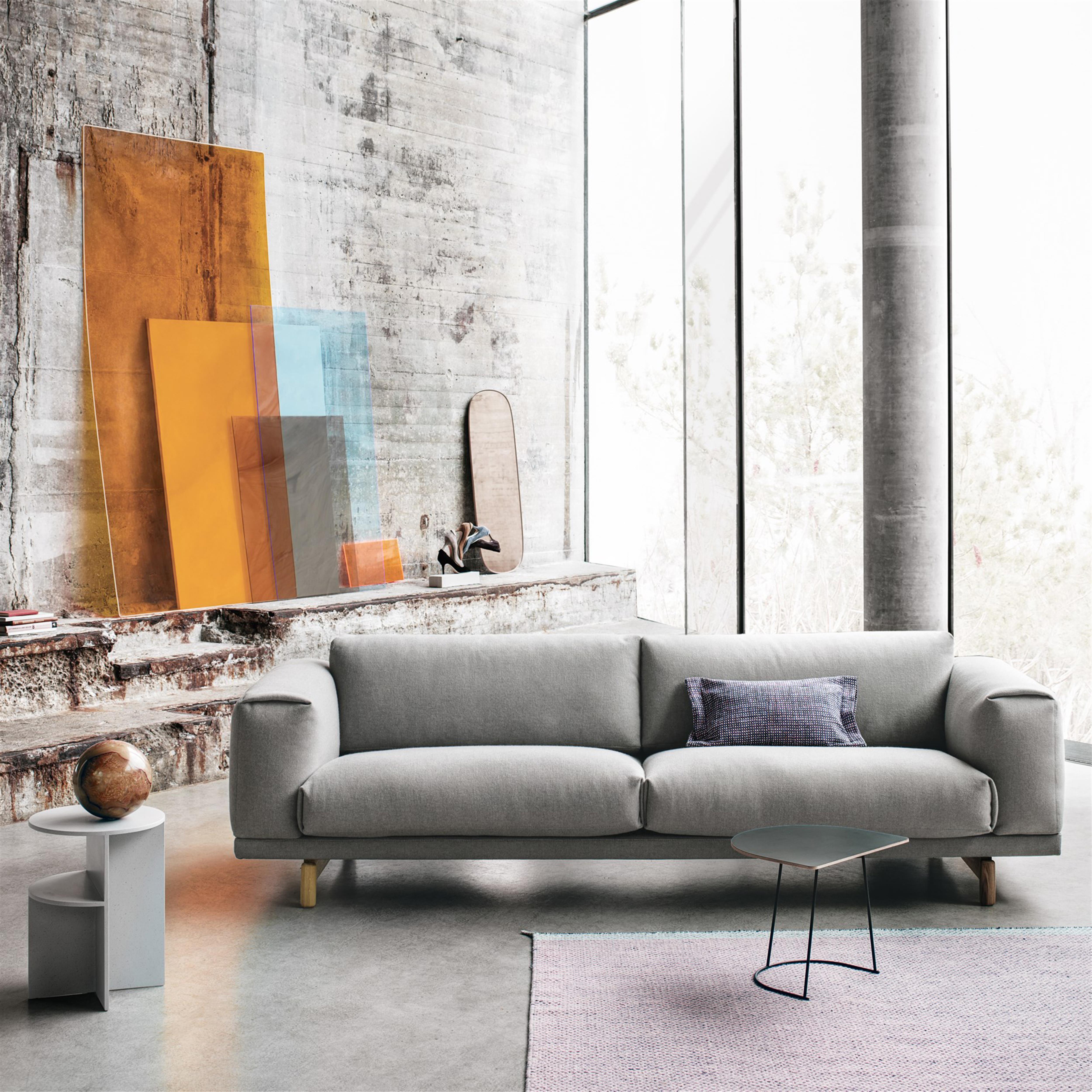 Airy ソファーテーブル S Muuto Muuto | ムート からのAiry ソファーテーブル ハーフ