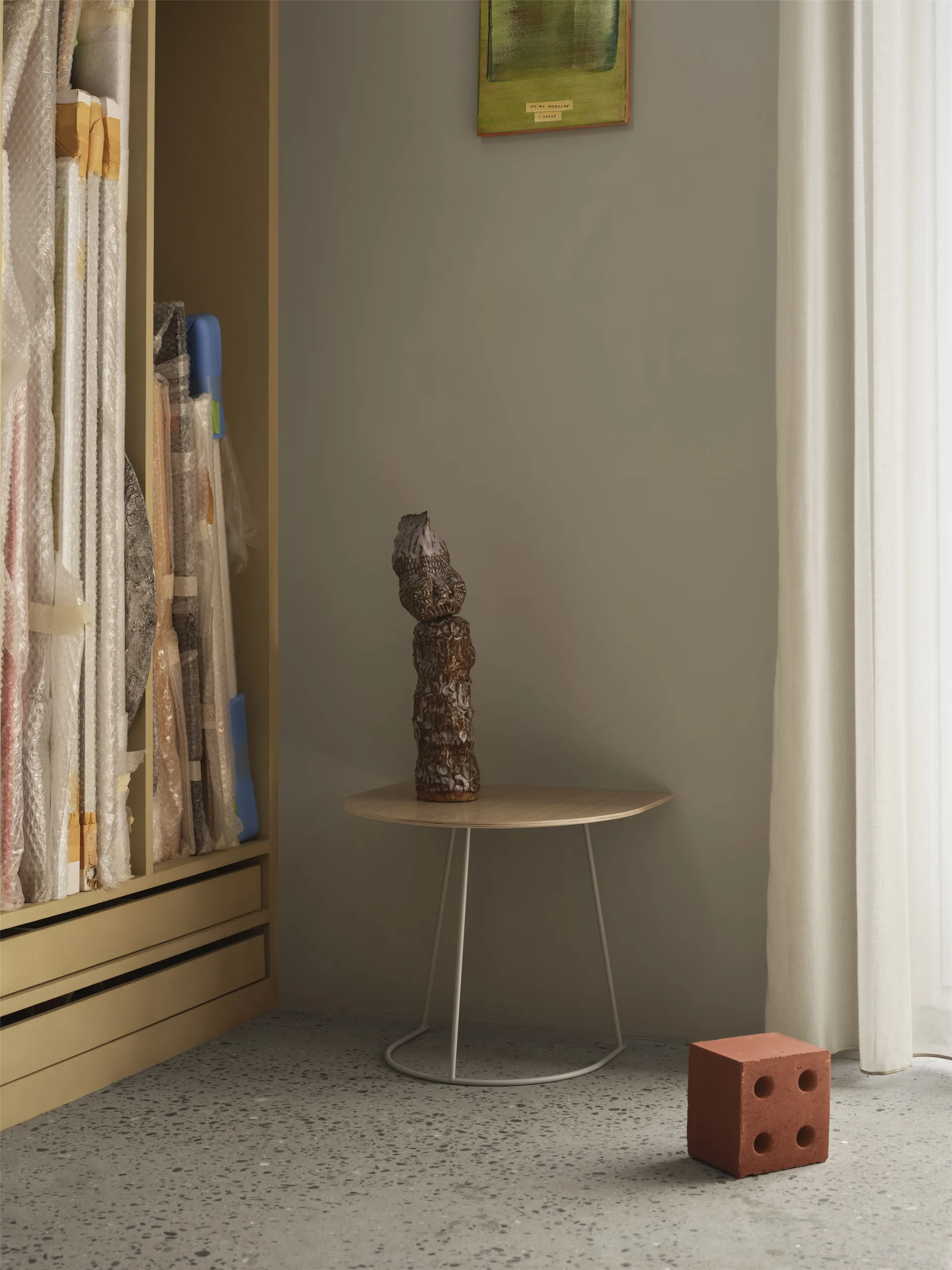 Airy ソファーテーブル ハーフ, Lacquered oak veneer-off white Muuto | ムート