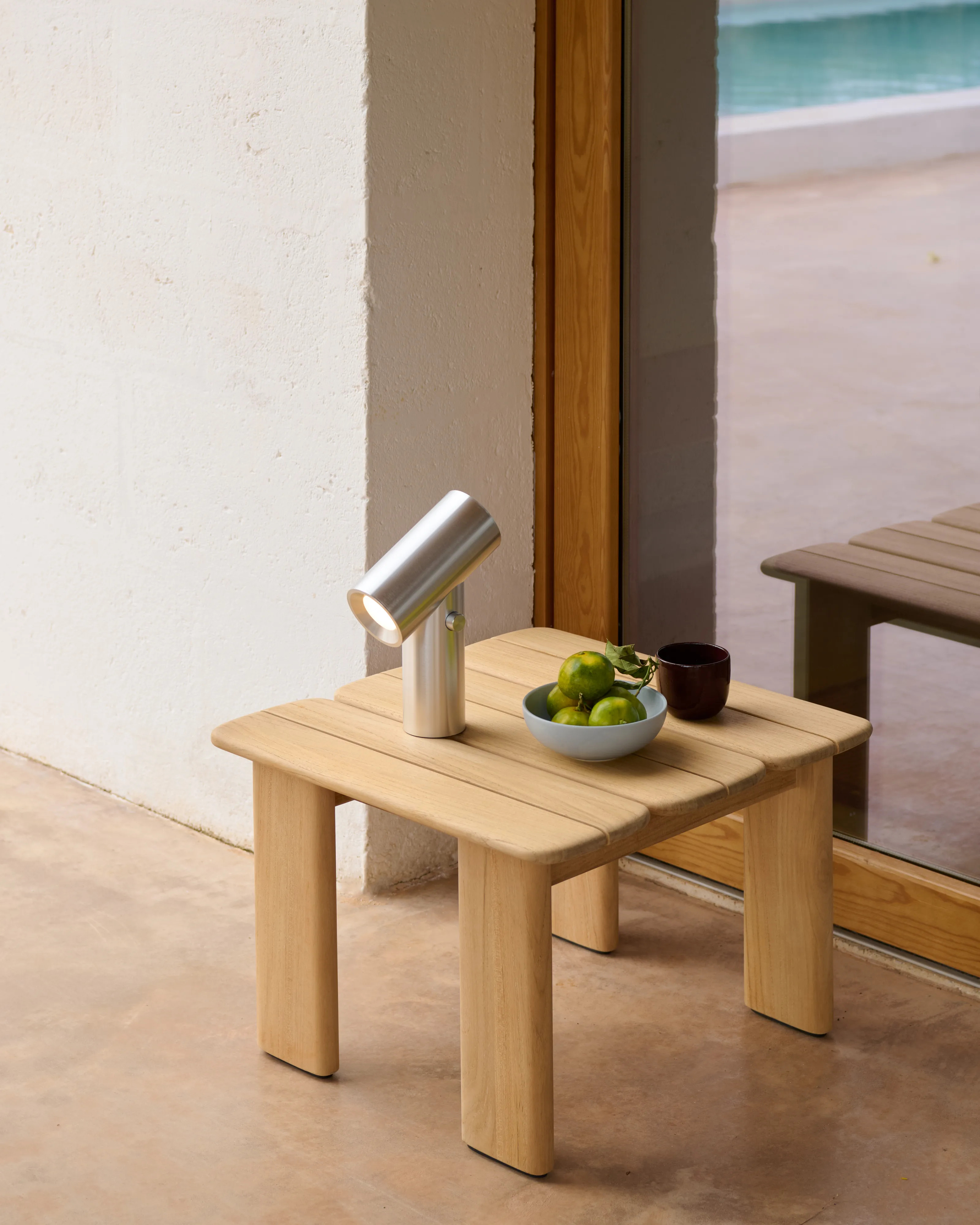 Muuto | ムート からのAssemble コーヒーテーブル - NordicNest.jp