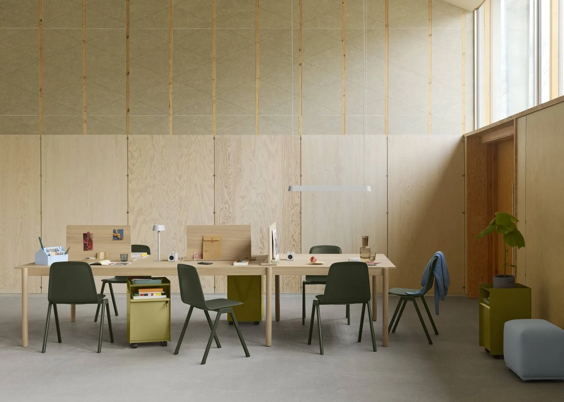 Folded Trolley ワゴン 引き出し付き, Black Muuto | ムート