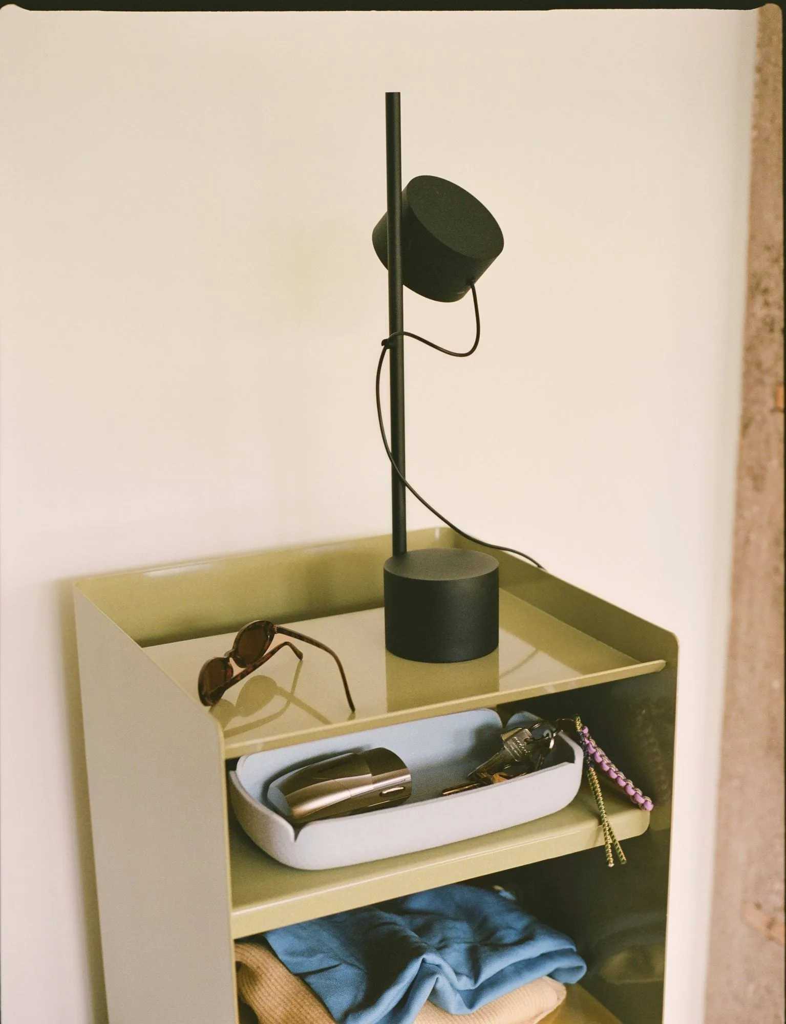Folded Trolley ワゴン オープン, Dark beige green, 37.4x38.7x37.2 cm Muuto | ムート