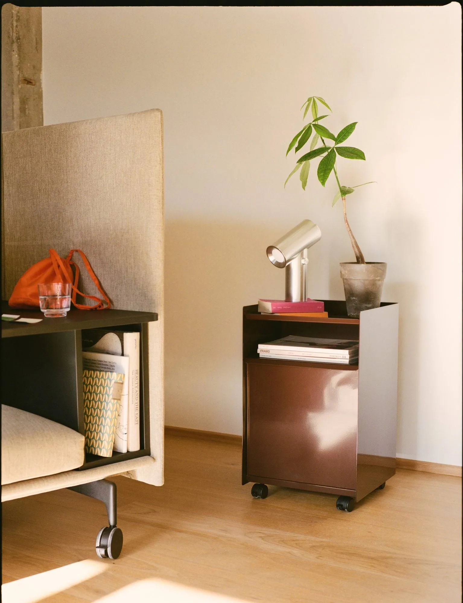 Folded Trolley ワゴン 引き出し付き, Dark red Muuto | ムート