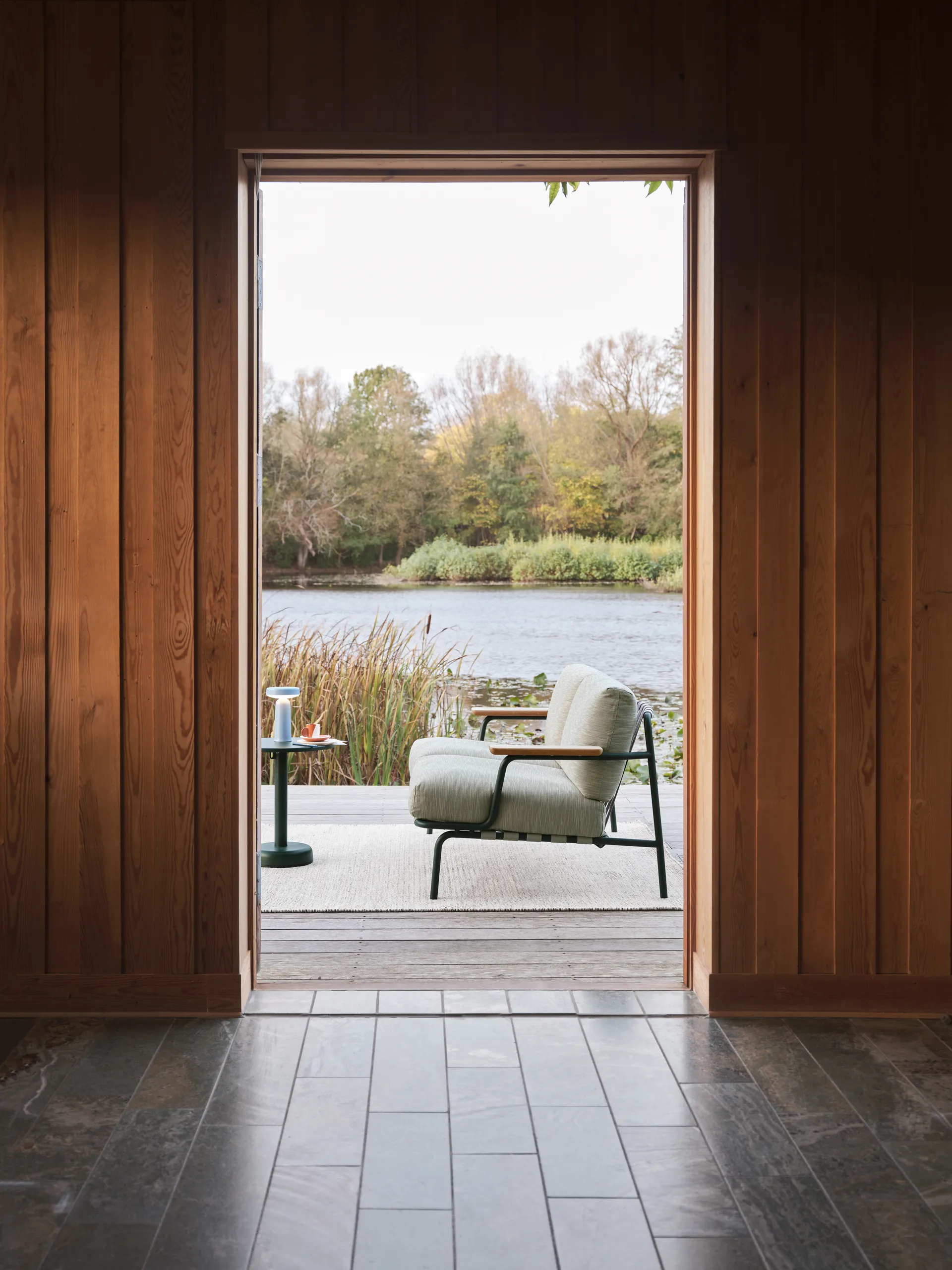 Linear Steel コーヒーテーブル, Dark green, Ø42x47 cm Muuto | ムート