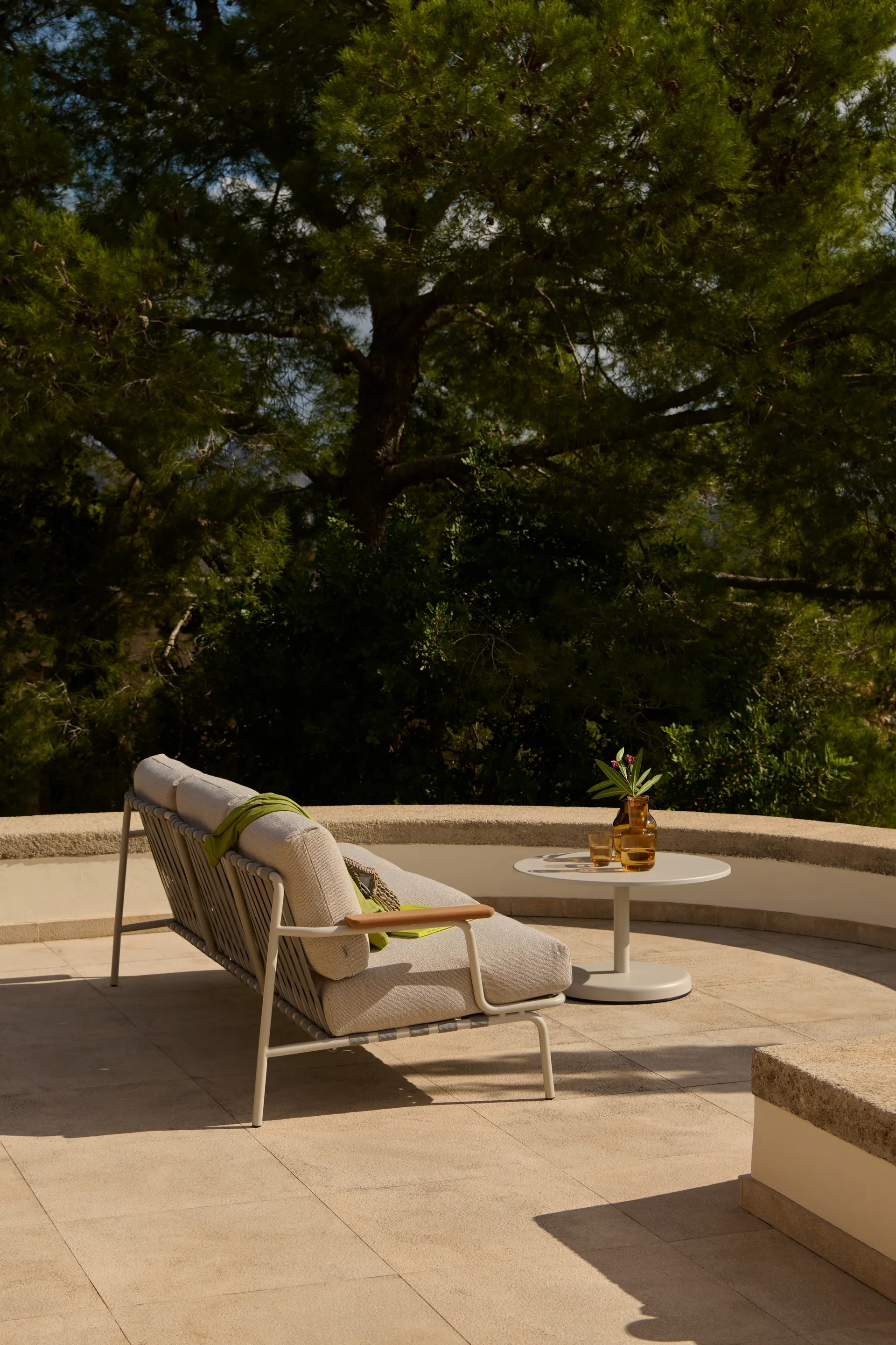 Linear Steel コーヒーテーブル, Grey, Ø70x40 cm Muuto | ムート