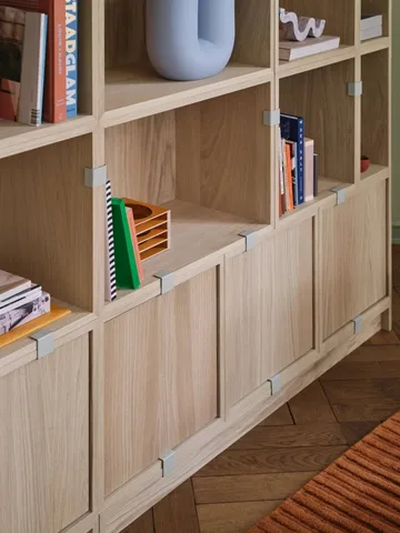 Stacked 2.0 シェルフ ブラックプレート, large - oak - Muuto | ムート