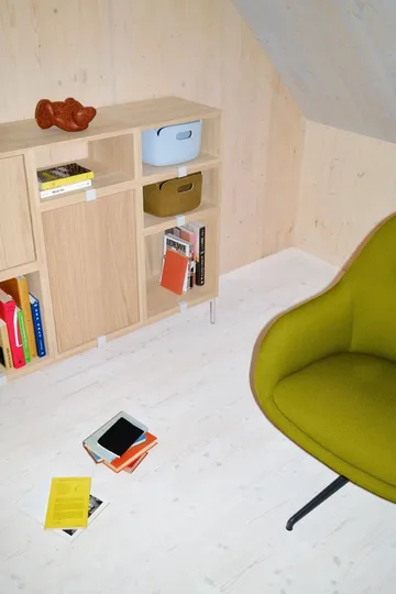 Stacked 2.0 shelving with back プレート, medium - oak - Muuto | ムート