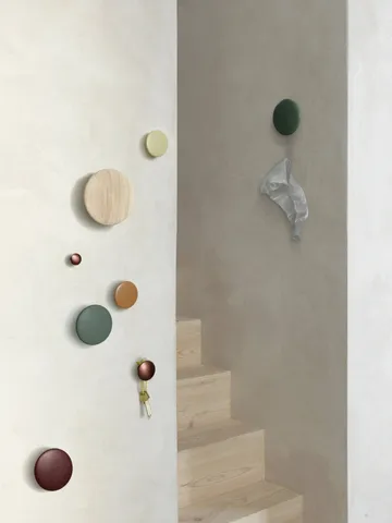 The Dots 衣類用フック オーク - Ø13 cm - Muuto | ムート