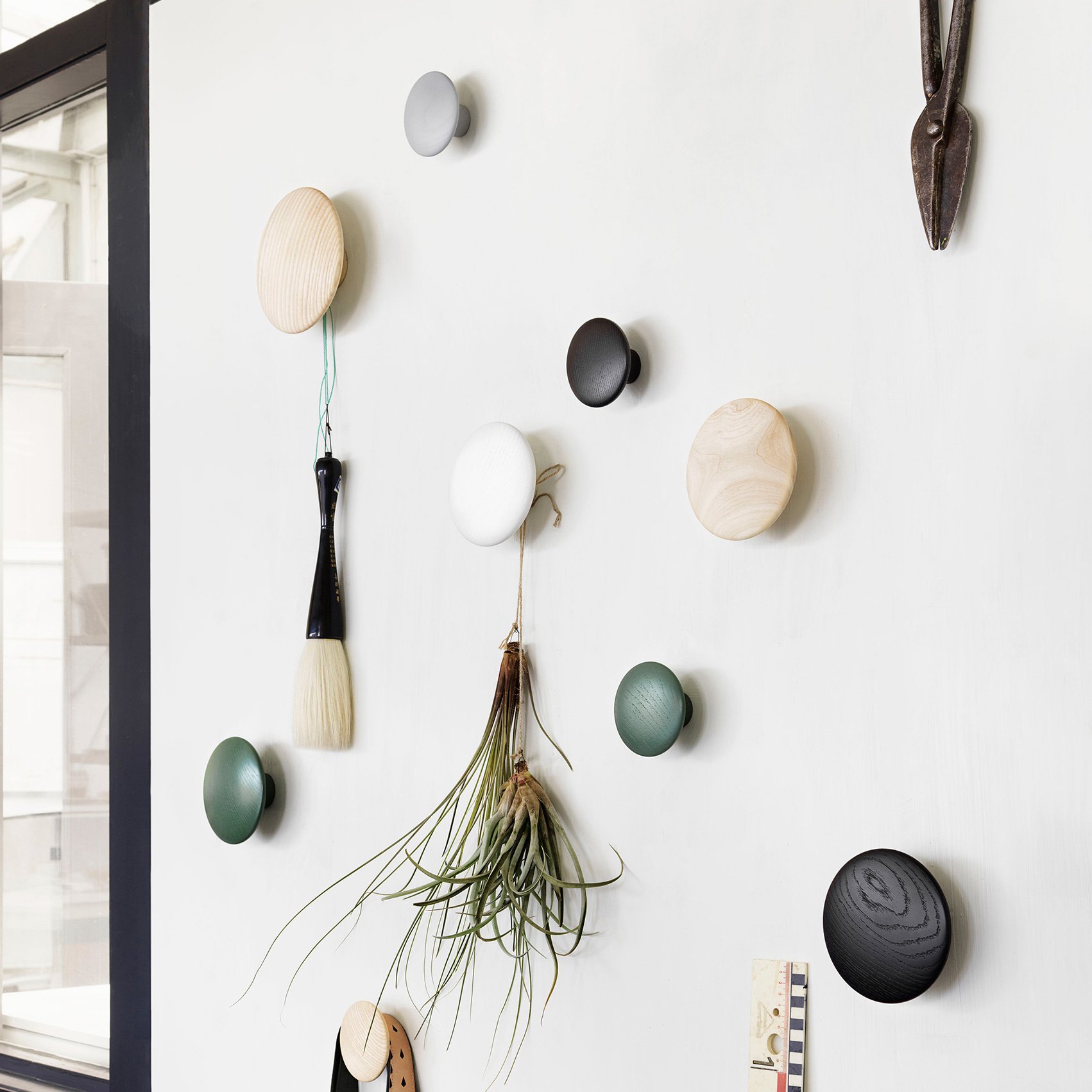 Muuto | ムート からのThe Dots コートフック 5パック
