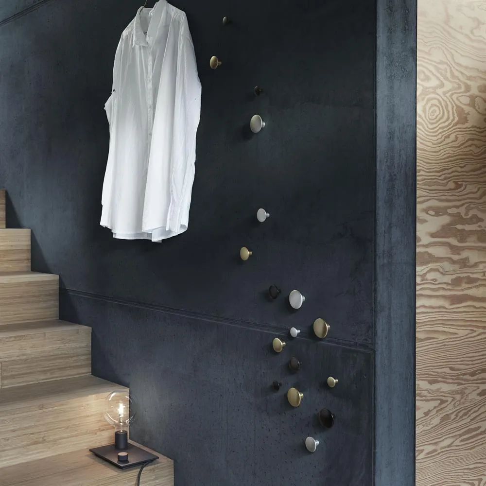 Muuto | ムート からのThe dots フック brass - NordicNest.jp