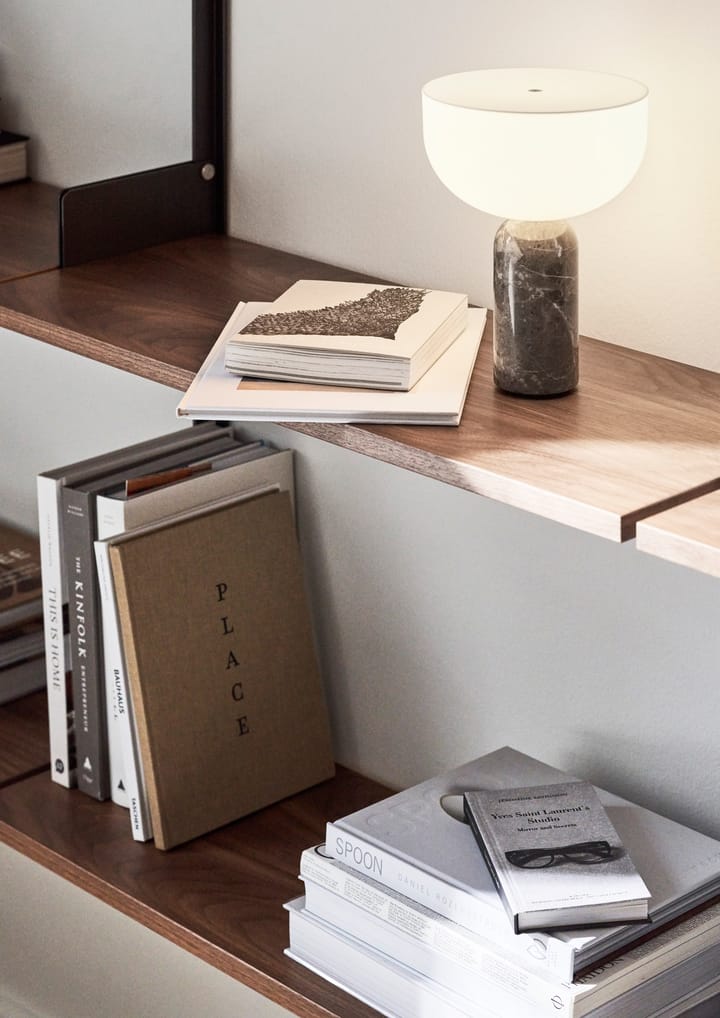 Kizu ポータブルテーブルランプ, Gris du marais New Works | ニューワークス