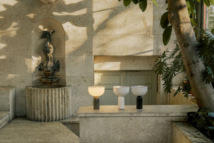 Kizu ポータブルテーブルランプ, Gris du marais New Works | ニューワークス