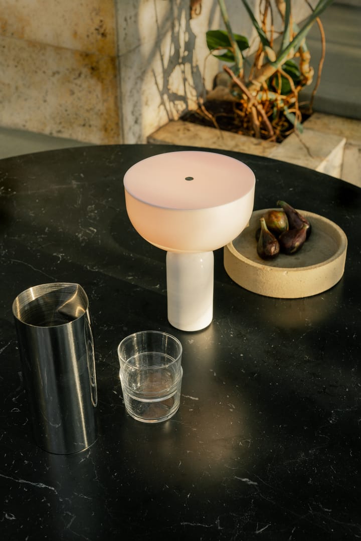 Kizu ポータブルテーブルランプ, White marble New Works | ニューワークス