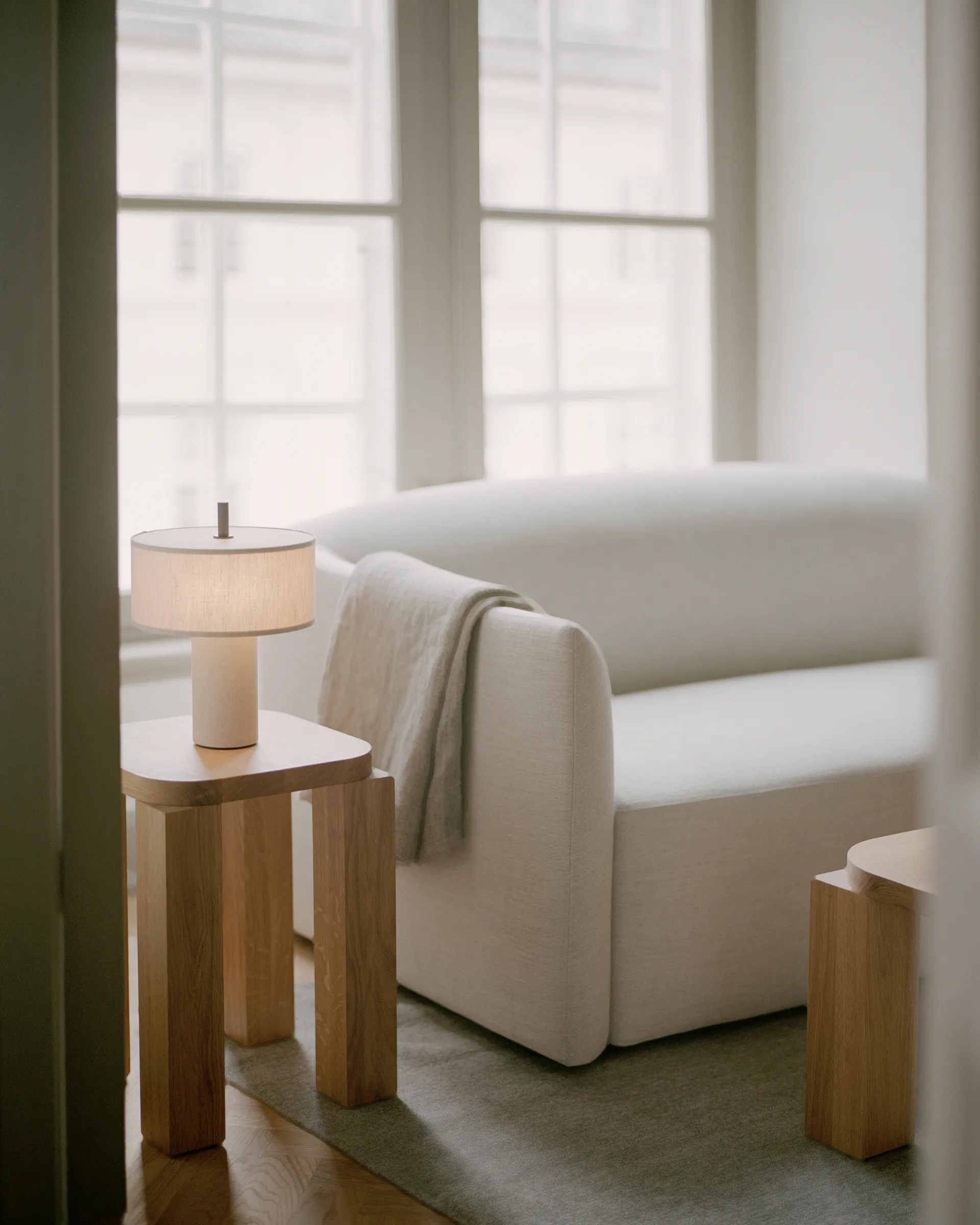 Margin ポータブルテーブルランプ, Beige New Works | ニューワークス