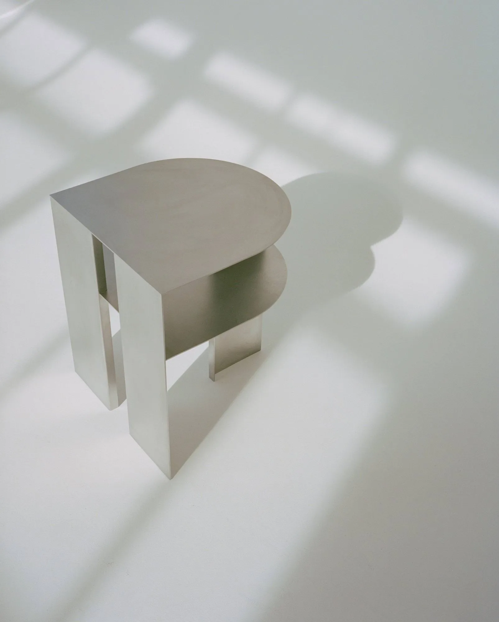 Rand サイドテーブル, Stainless steel New Works | ニューワークス