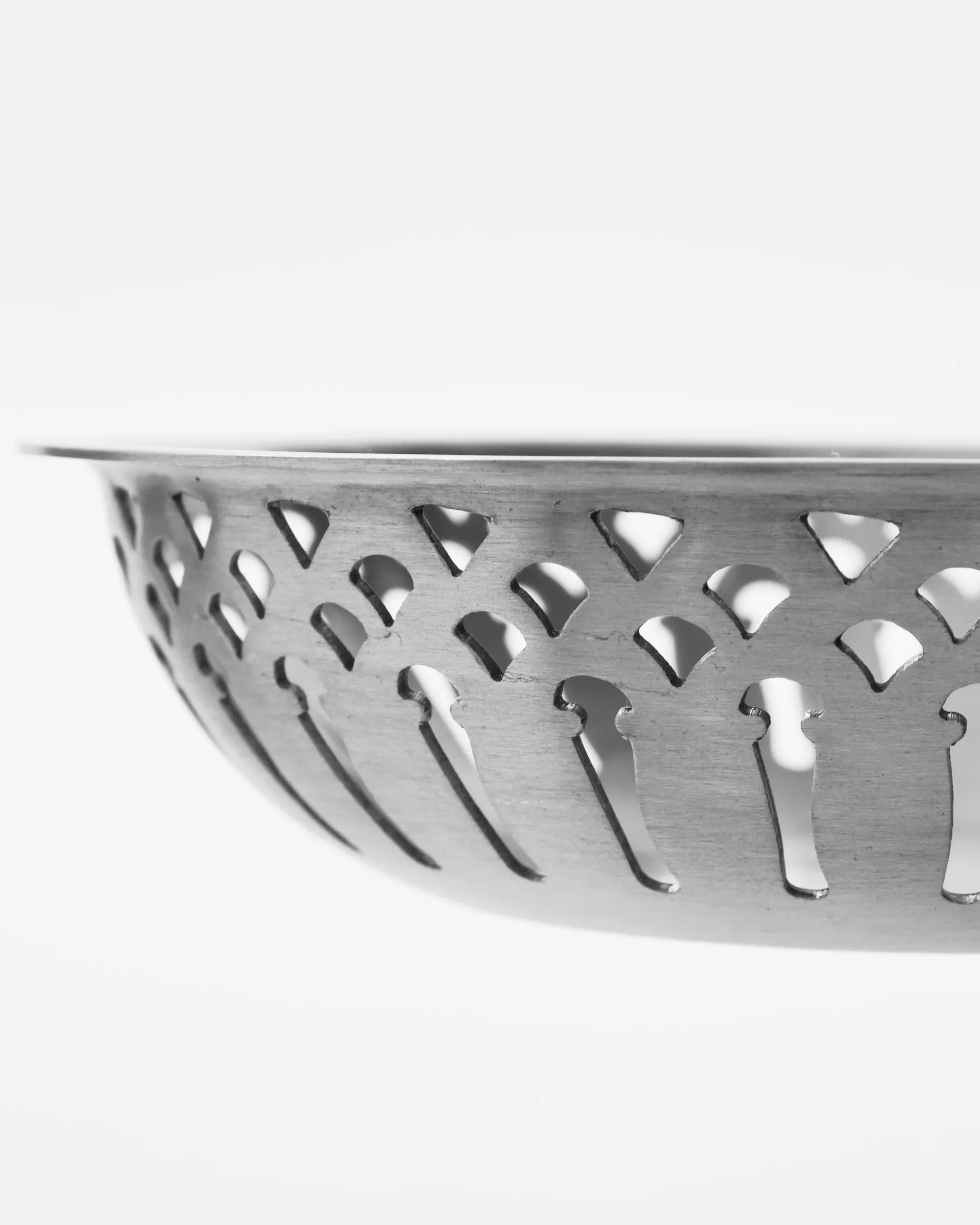 Nicolas Vahé パン用バスケット 2ピース, Antique silver finish Nicolas Vahé | ニコラス バヘ