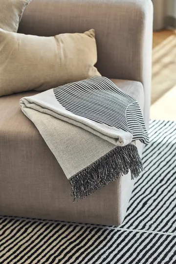 サークルズ コットンスロー 130x185 cm - black - NJRD | 二オール