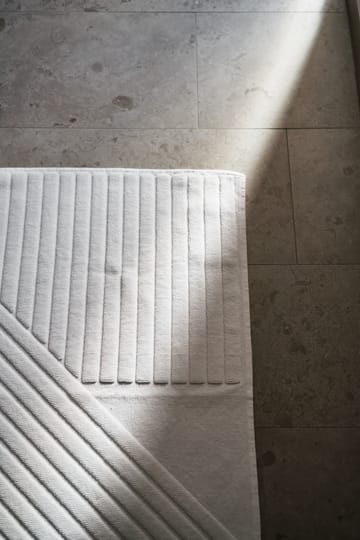 ストライプ バスマット 50x90 cm - White - NJRD | 二オール