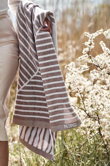 ストライプ バスタオル 70x140 cm - Beige - NJRD | 二オール