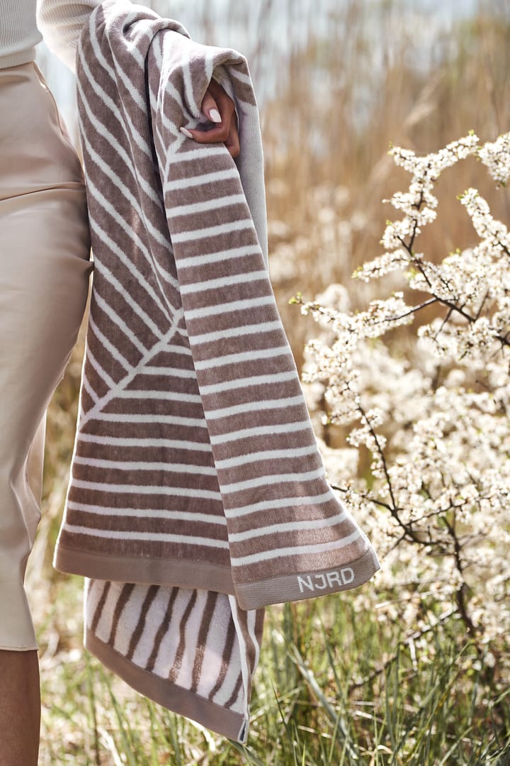 ストライプ バスタオル 70x140 cm, Beige NJRD | 二オー�ル