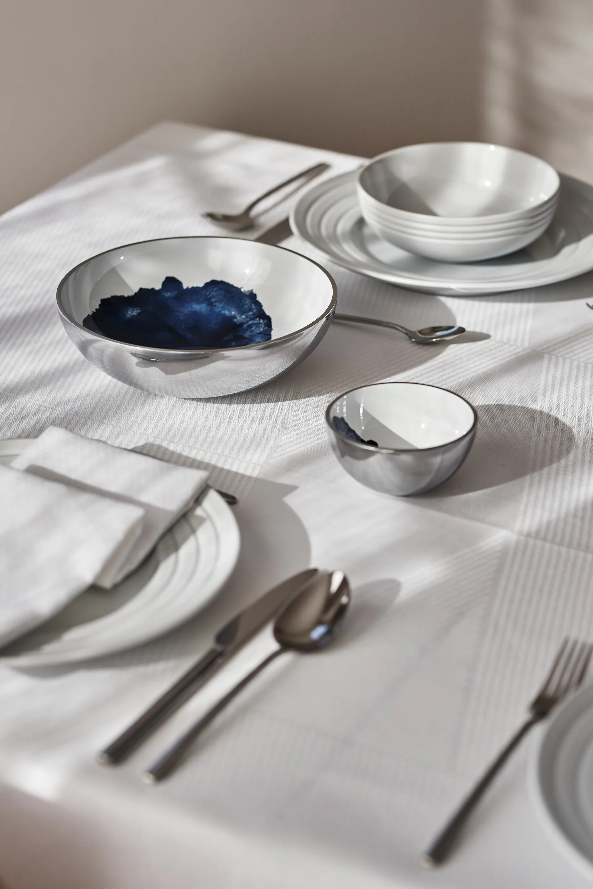 Geometric テーブルクロス 147x250 cm, White NJRD | 二オール