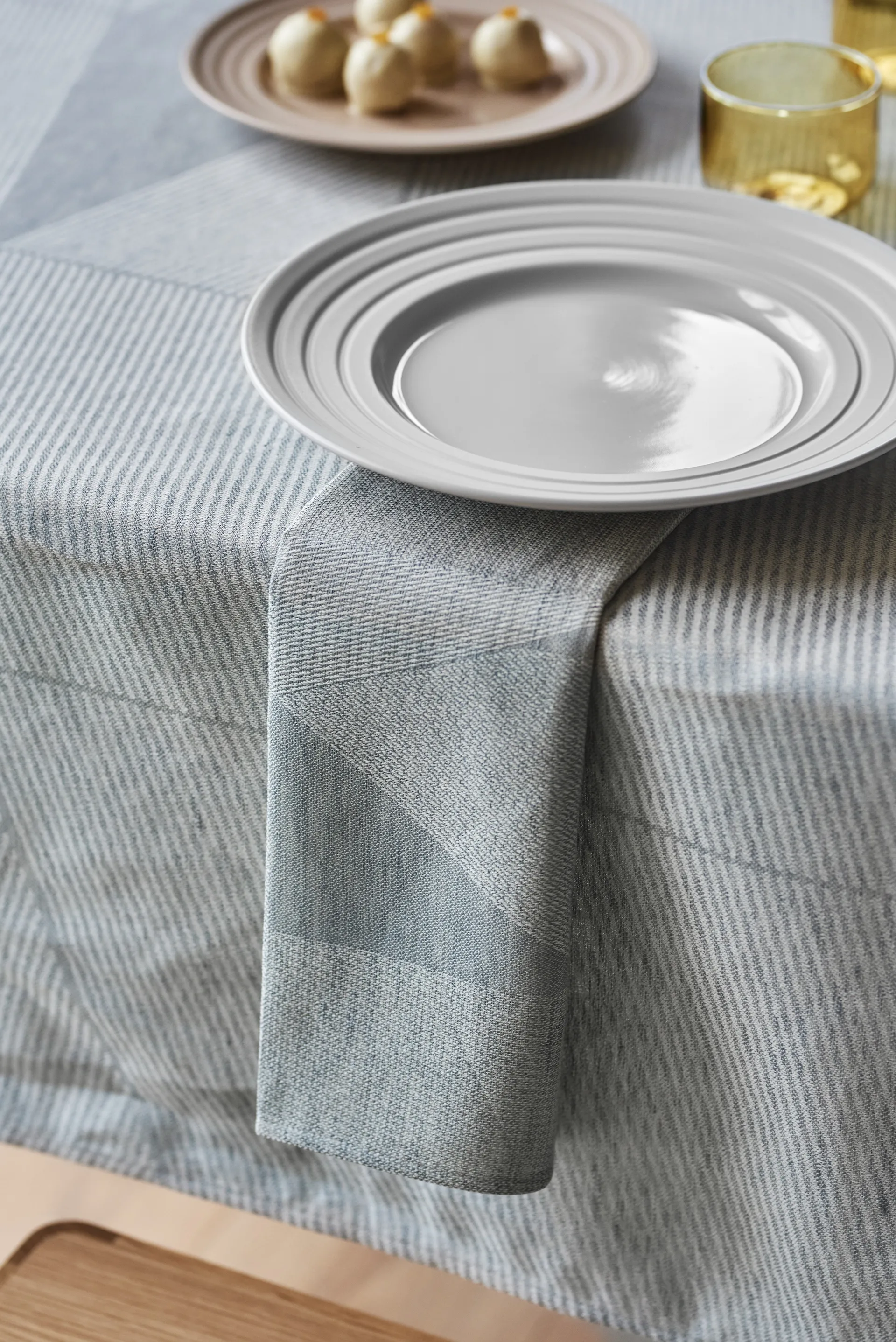Metric ナプキン 47x47 cm 4枚セット, Blue-white NJRD | 二オール
