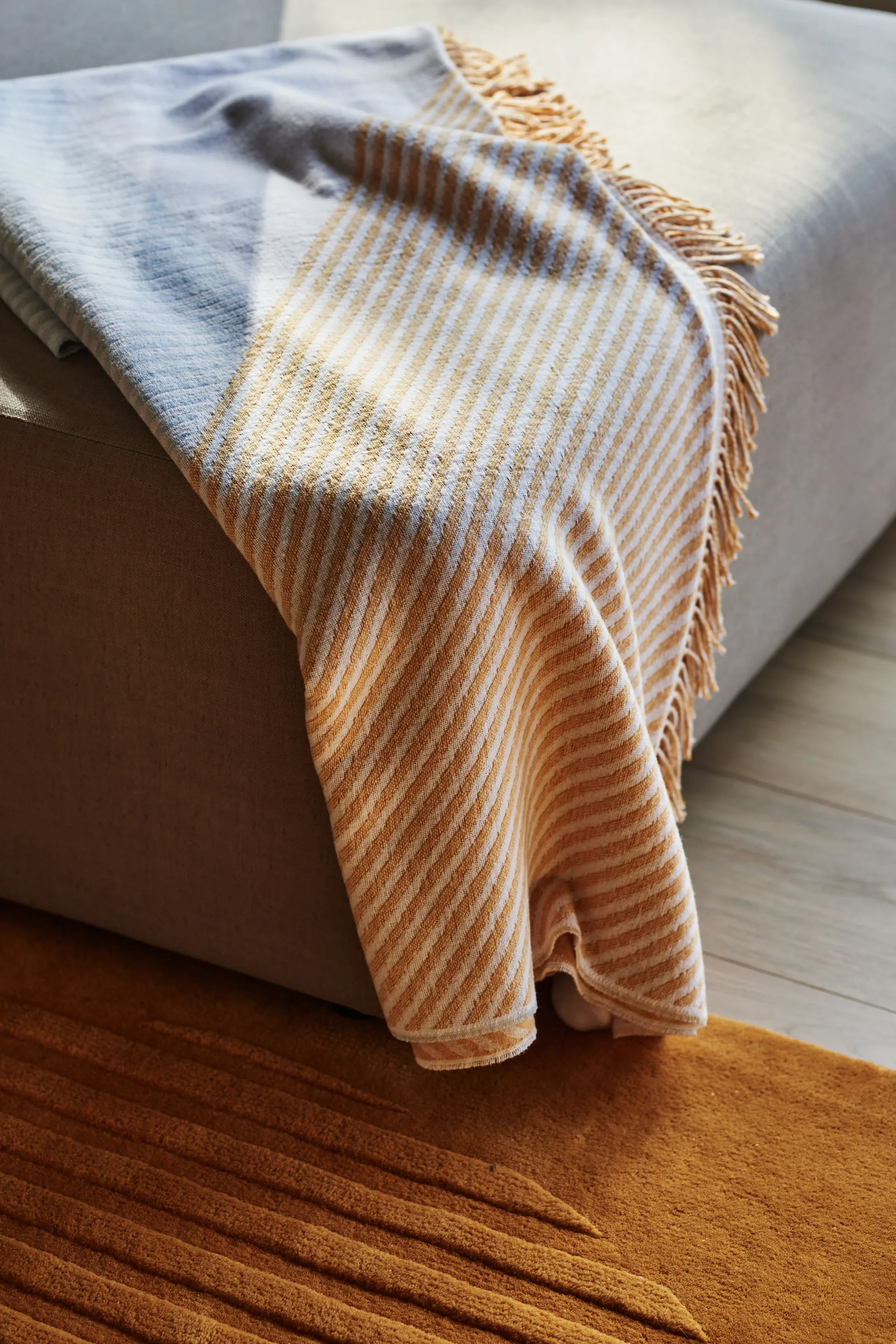 ストライプ コットンスロー, Yellow NJRD | 二オール