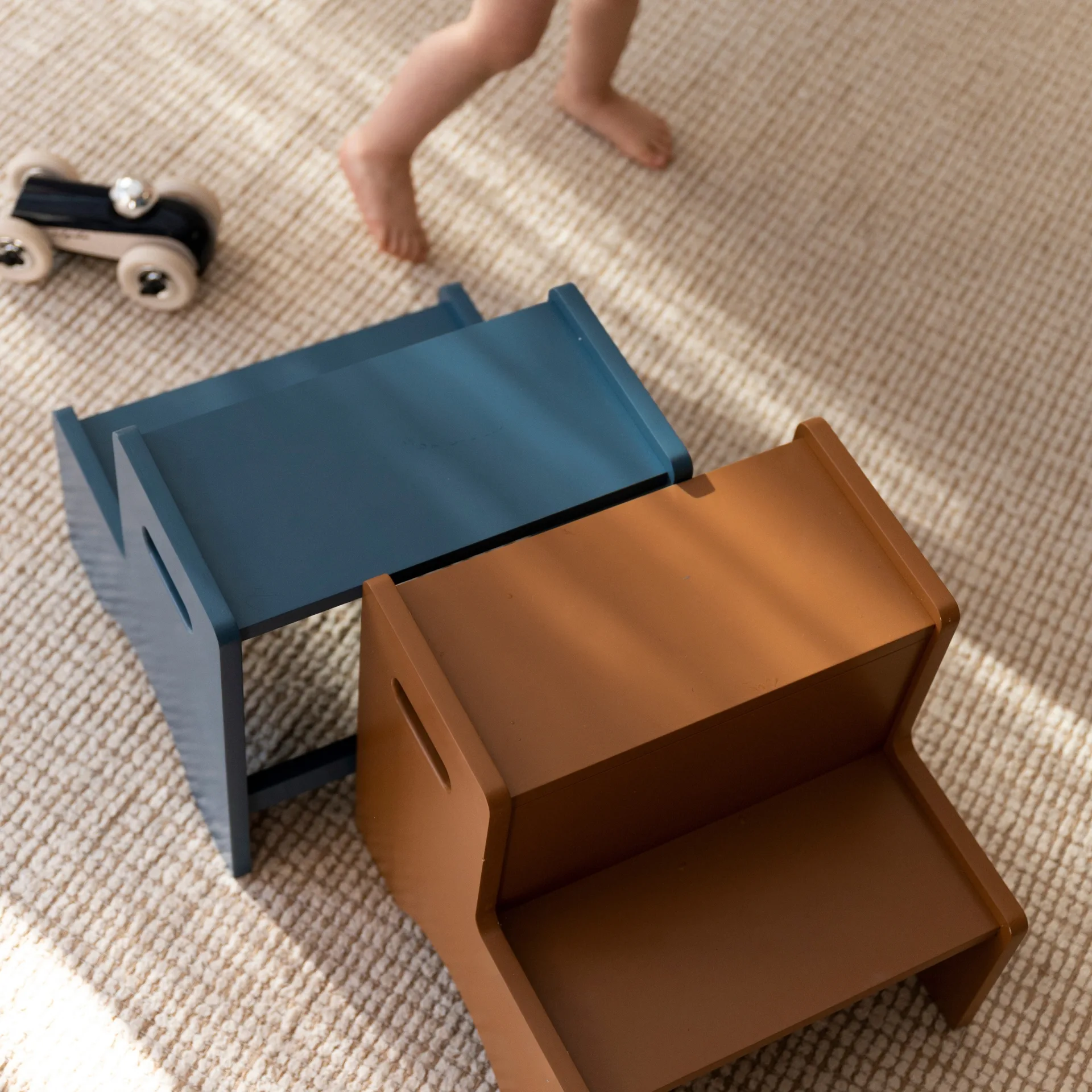 Step Up 子供用スツール 踏み台, Blue Nofred