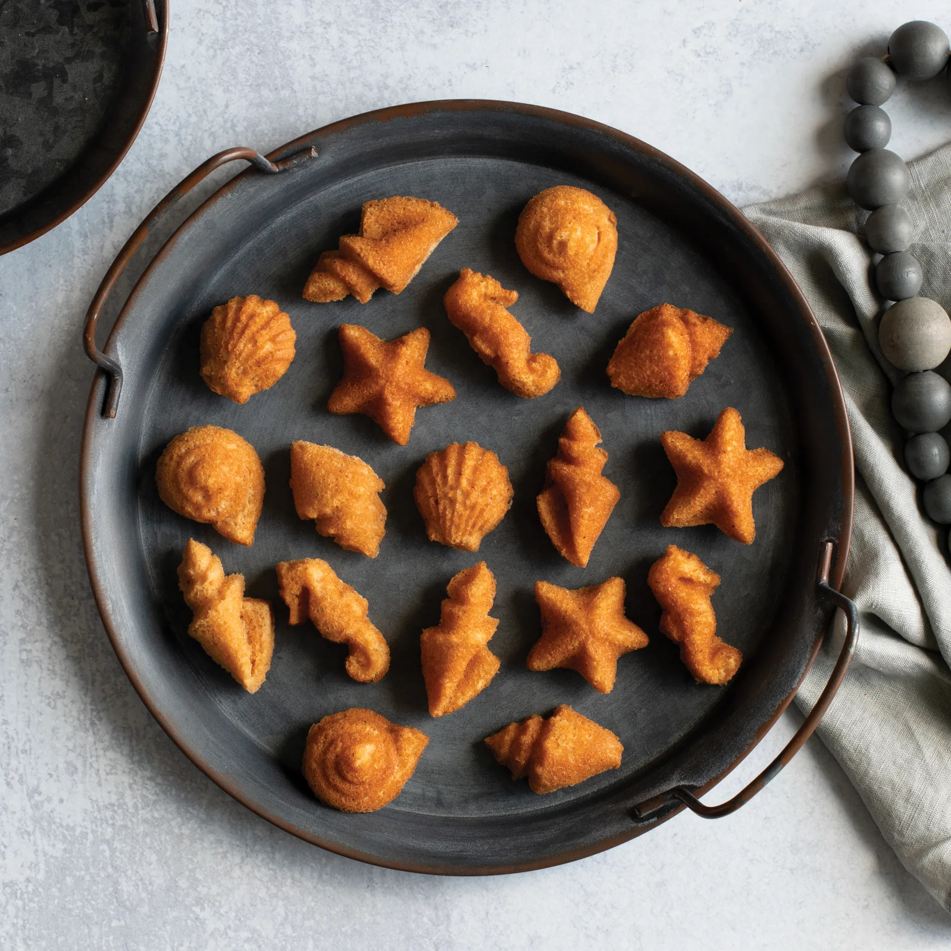 Nordic Ware 貝殻ミニケーキ ベーキング 焼き型, 0.4 L Nordic Ware