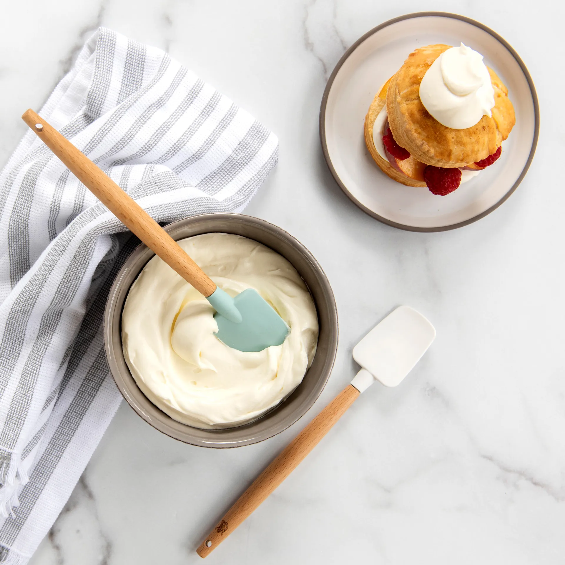 Nordic Ware ミニスパチュラ ビーチウッド 2本, White.blue Nordic Ware