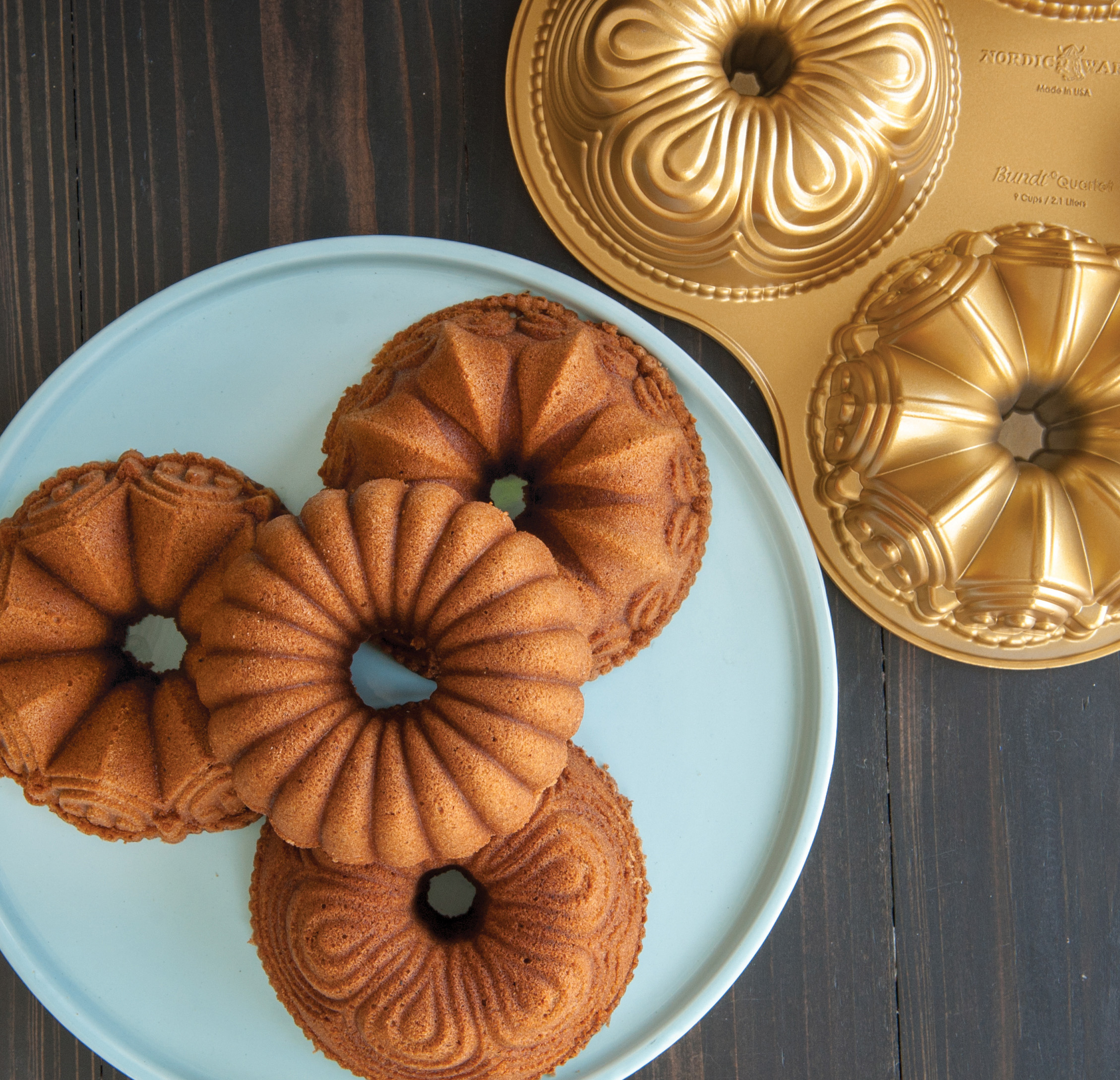 Nordic Ware からのNordic Ware バント クオーターベーキング型