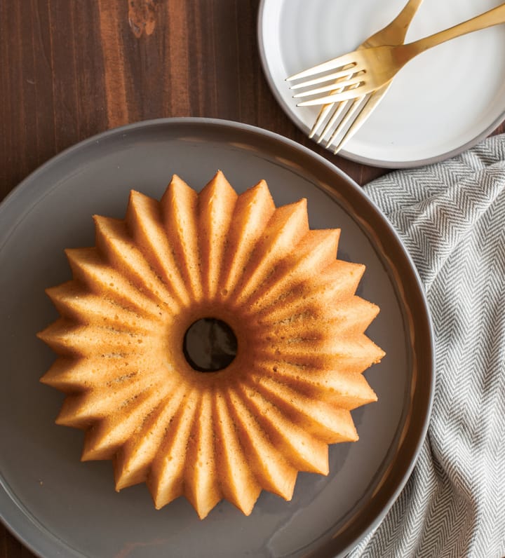 Nordic Ware 5カップ ブリリアンス バントケーキ 焼き型, 1.2 L Nordic Ware