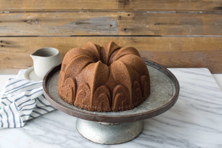 Nordic Ware Fleur De Lis バント - バント tin, 2.4 L Nordic Ware