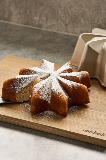 BAKE スポンジケーキ型 - Aster, nonstick - Nordwik | ノードウィック