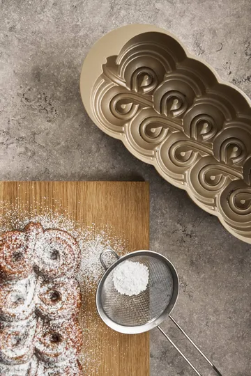 BAKE スポンジケーキ型 - Iris, nonstick - Nordwik | ノードウィック