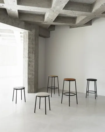 Circa スツール 45 cm - Black aluminium - Normann Copenhagen | ノーマンコペンハーゲン