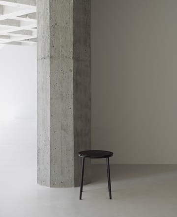 Circa スツール 45 cm - Black aluminium - Normann Copenhagen | ノーマンコペンハーゲン