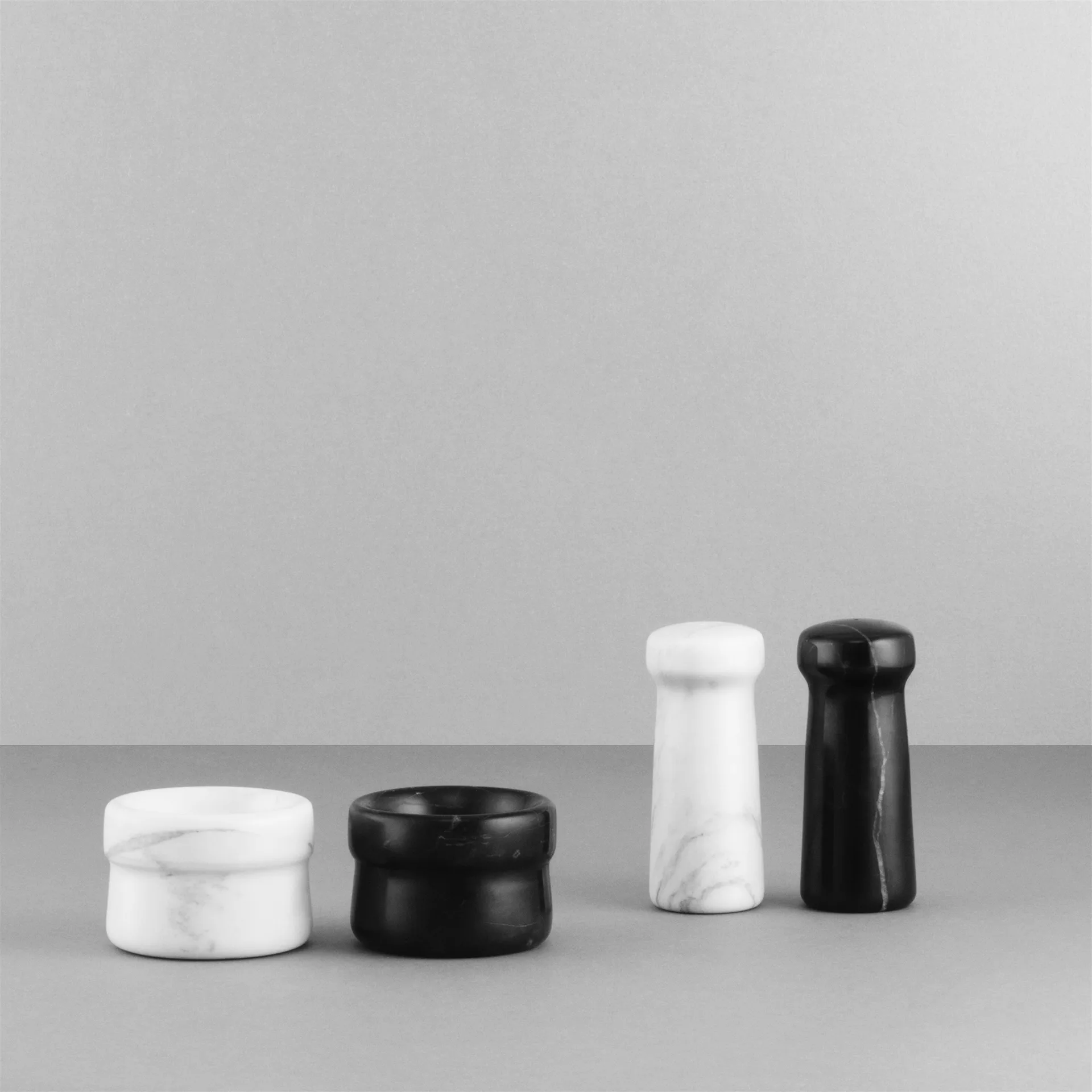 Craftソルト&ペッパー シェイカー, salt shaker, white Normann Copenhagen | ノーマンコペンハーゲン