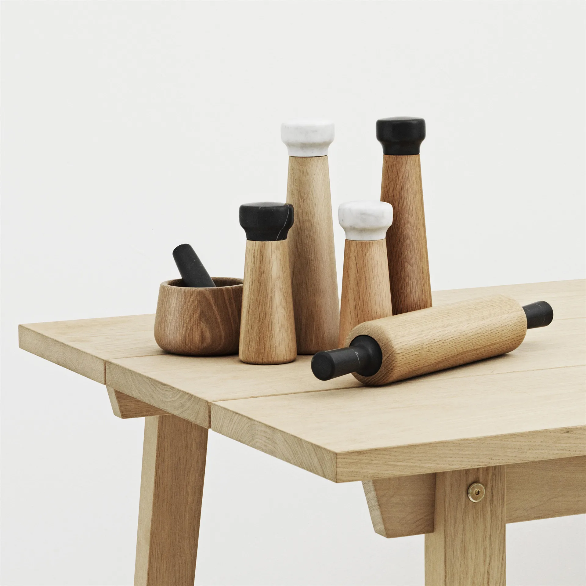 Craft ペッパーミル オーク-ブラック マーブル, small Normann Copenhagen | ノーマンコペンハーゲン