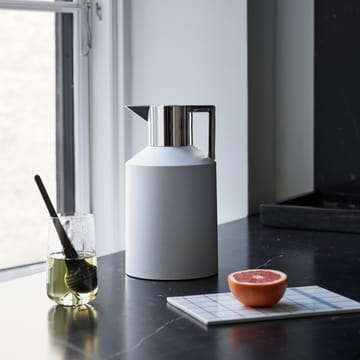 Geo サーモス ジャグ 1.5 l - white-silver - Normann Copenhagen | ノーマンコペンハーゲン