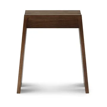 Let スツール - Brown Stained Ash - Normann Copenhagen | ノーマンコペンハーゲン