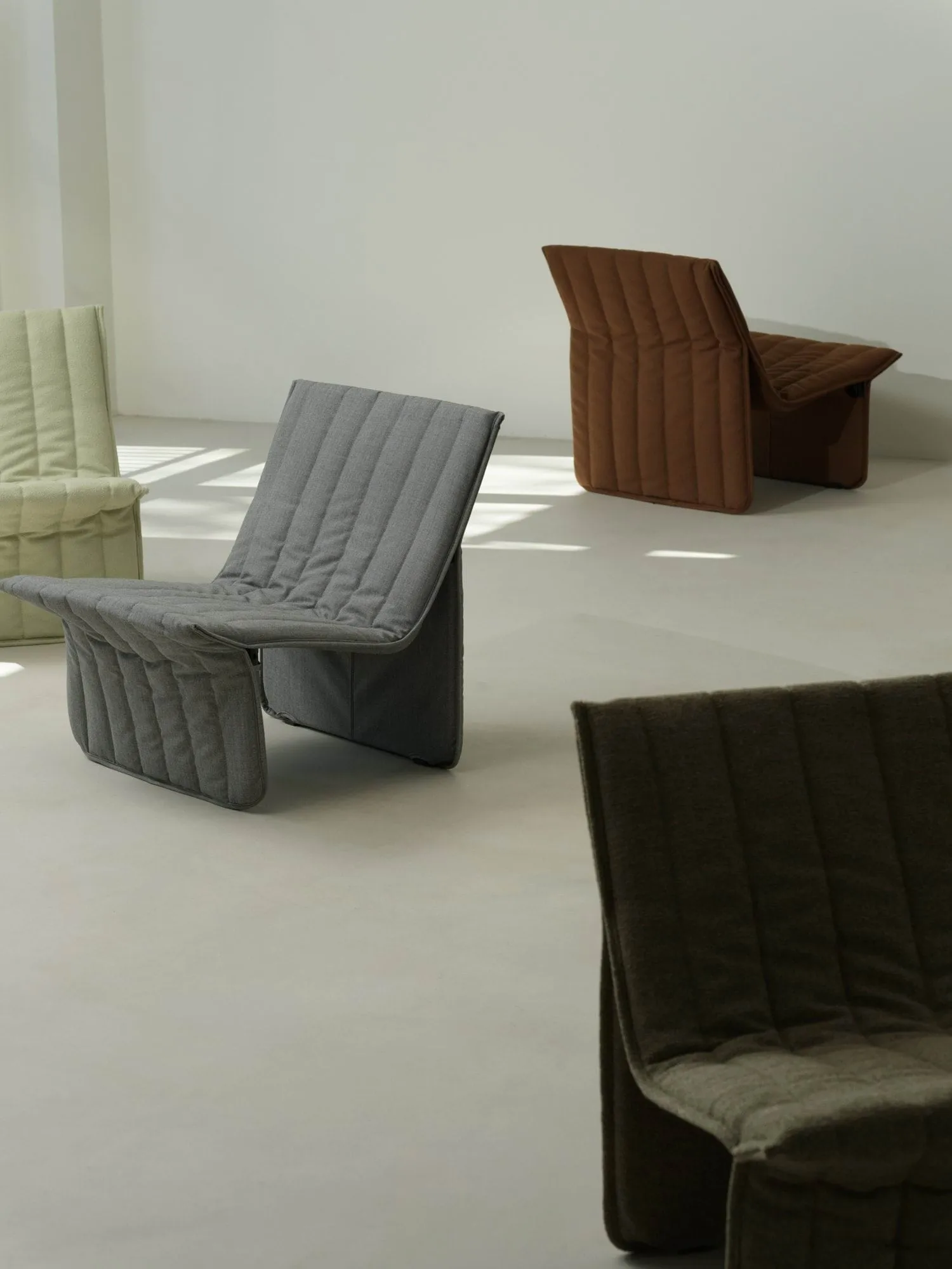 Limit ラウンジチェア, Remix 223 beige Normann Copenhagen | ノーマンコペンハーゲン